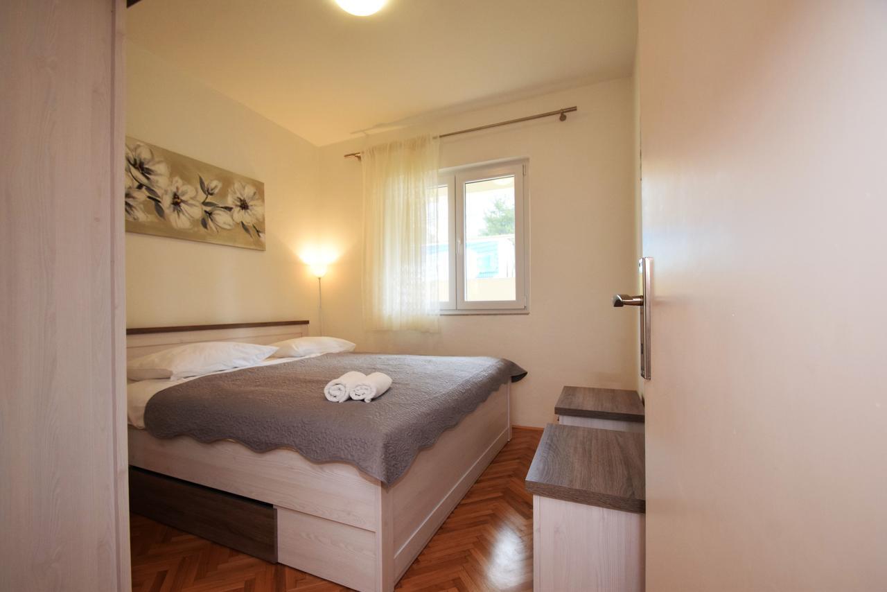 Apartment Duda สตารีกราด-ปาเคลนีซา ภายนอก รูปภาพ